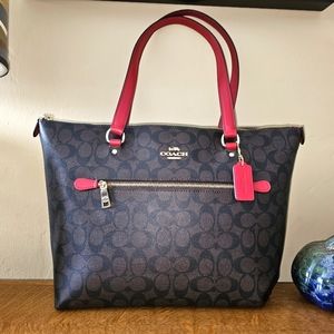 Coach Gallery Tote in Signature Canvas - Gold Brown w/ Red Accents